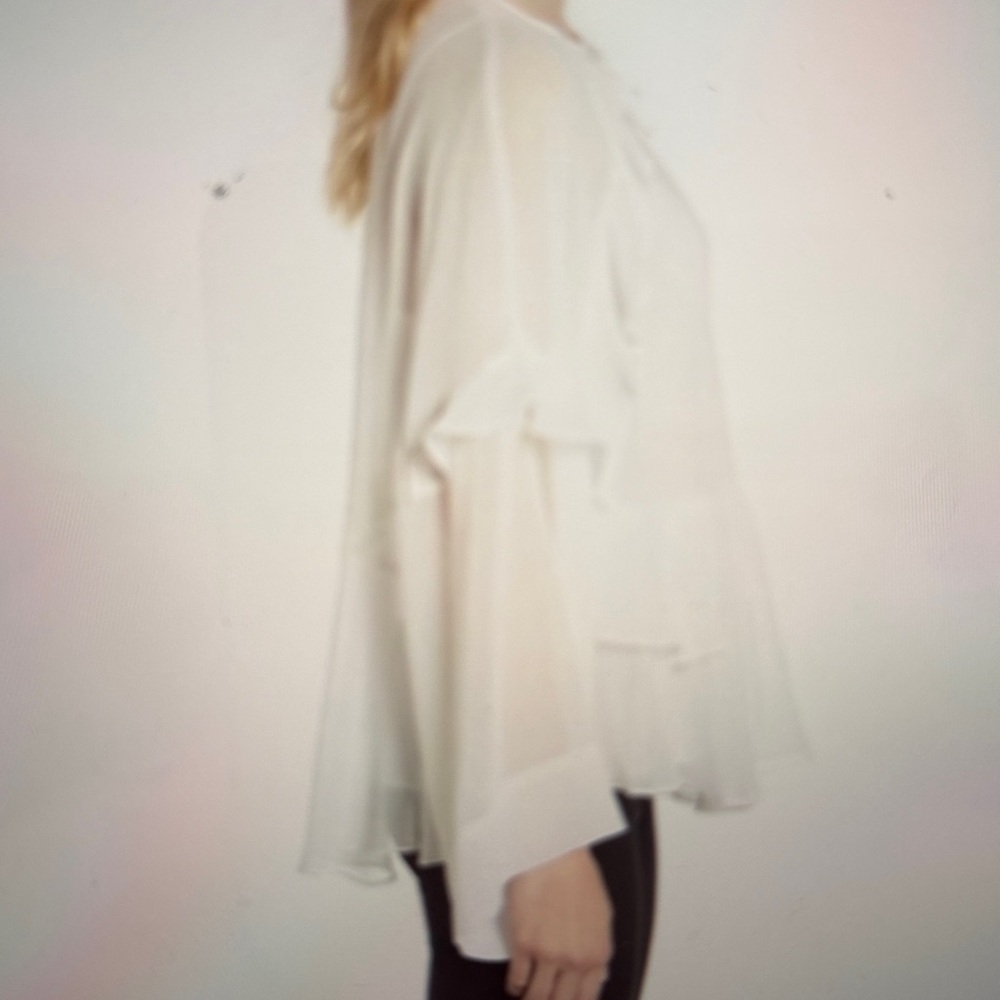 Chelsea 28 Ruffle top - Picture 14 of 14